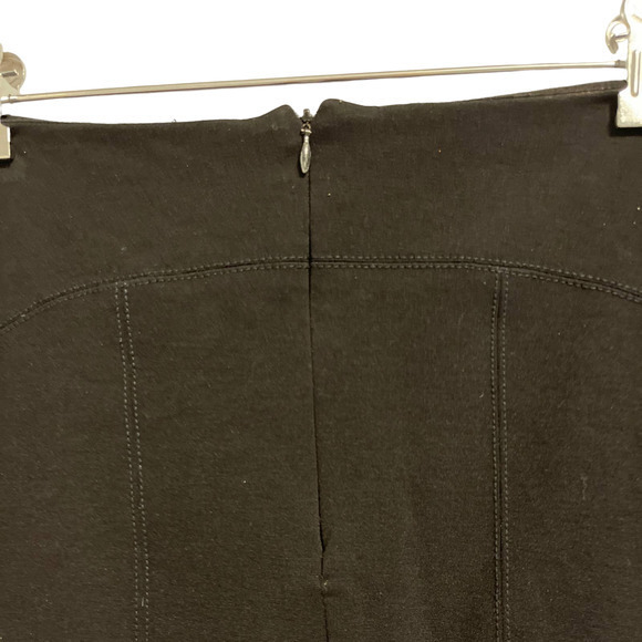 Karen Kane Black Pencil skirt Size Small Stretch material. Pre-owned. - Picture 3 of 6